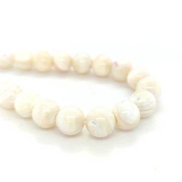 Kombolois ivory (shell), 23 beads