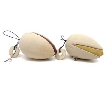 TREIS GRAMMES Christmas ceramic pistachio 2025, beige/ocher, 9 x 6 cm