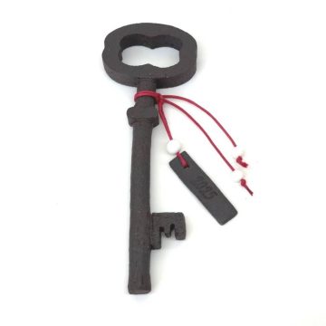 TREIS GRAMMES Ceramic lucky charm key 2025, grey, 15 x 5 cm