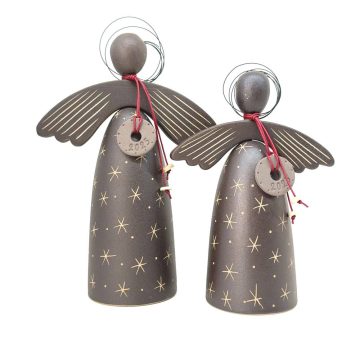 TREIS GRAMMES Christmas ceramic angel 2025 small, brown, 17,5 x 13,5 cm