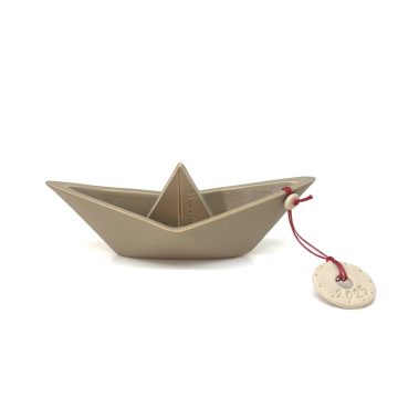 TREIS GRAMMES Christmas ceramic boat 2025 small, beige, 15,5 x 6,5 cm